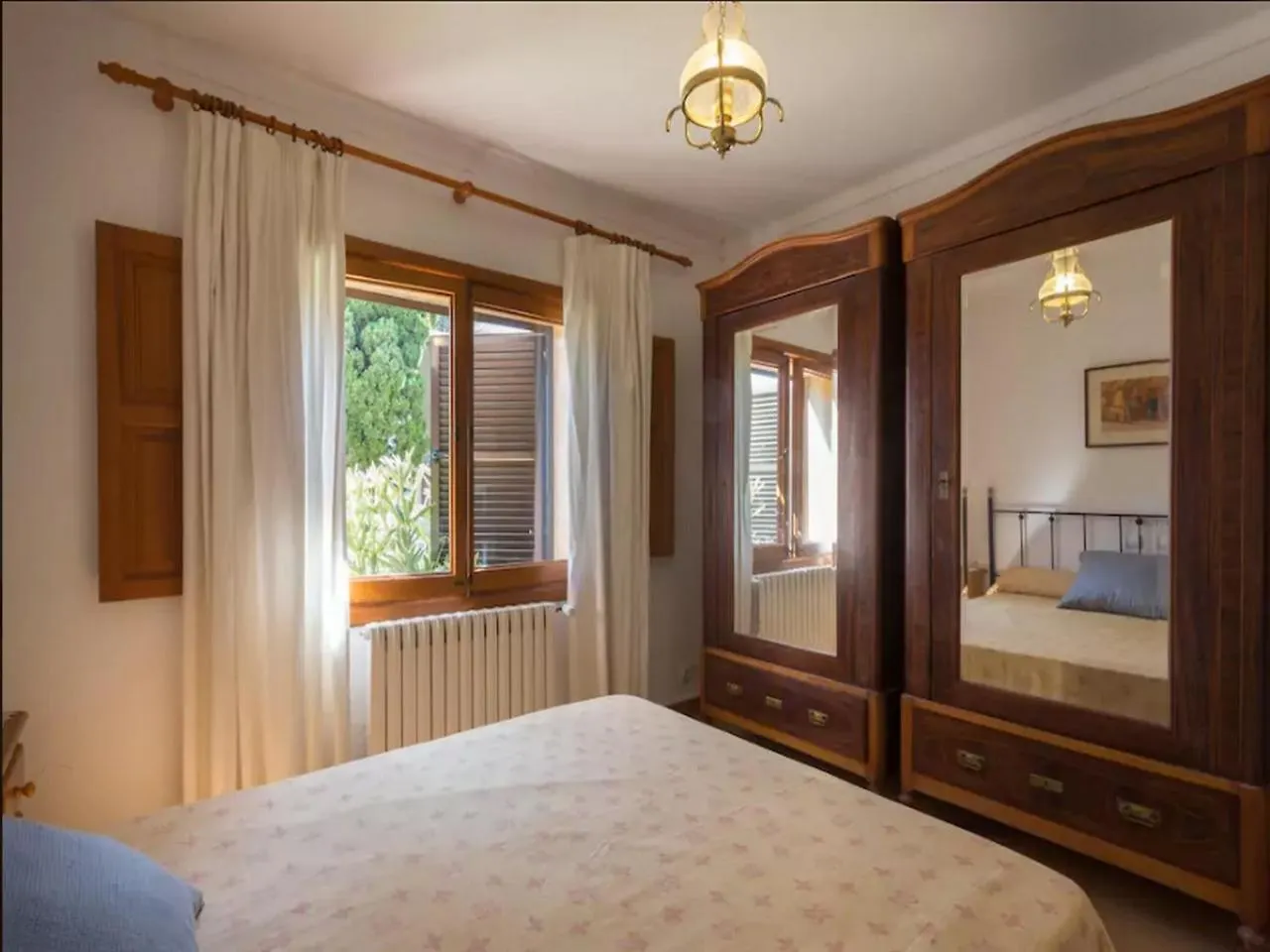 Villa Mountain Beach Villas: Family-Friendly Retreat for Active Travelers Port de Pollenca