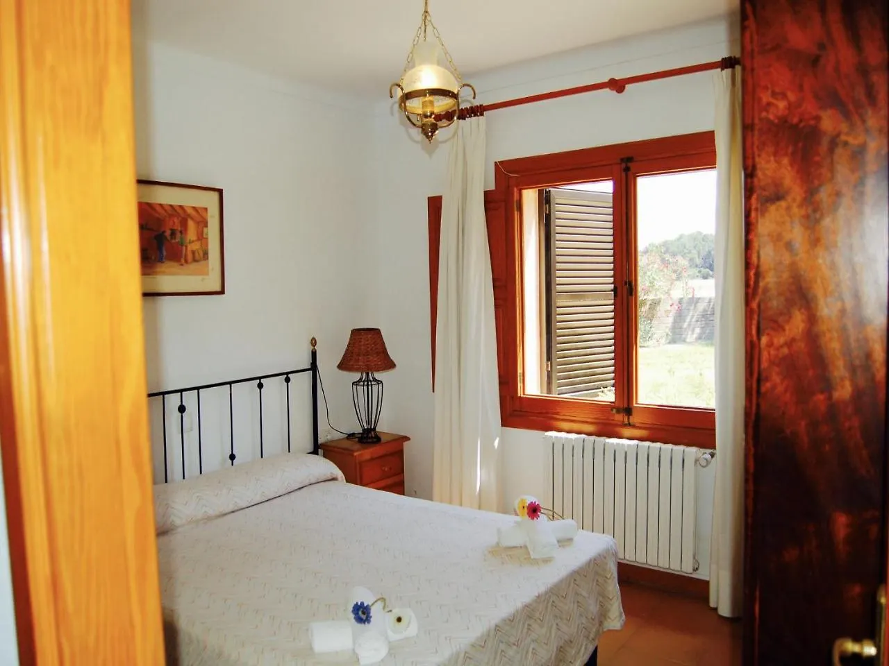 Mountain Beach Villas: Family-Friendly Retreat for Active Travelers Port de Pollenca Spain
